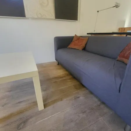 Comfortable In The Historical Center Avignon